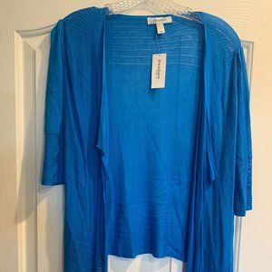 Dressbarn Blue Short Sleeve Over Sweater Size: Small